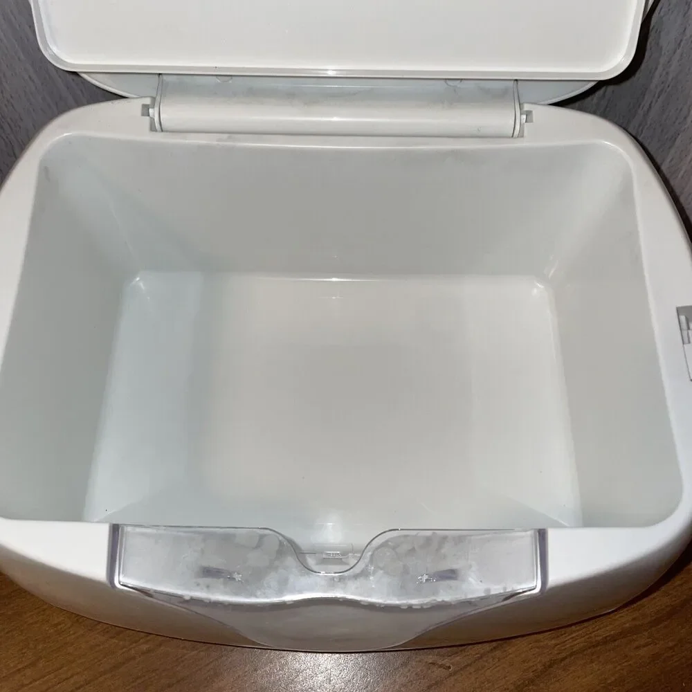 White Dexbaby Model 1924010 White Wired Electrical Baby Wipe Warmer Ultra Works